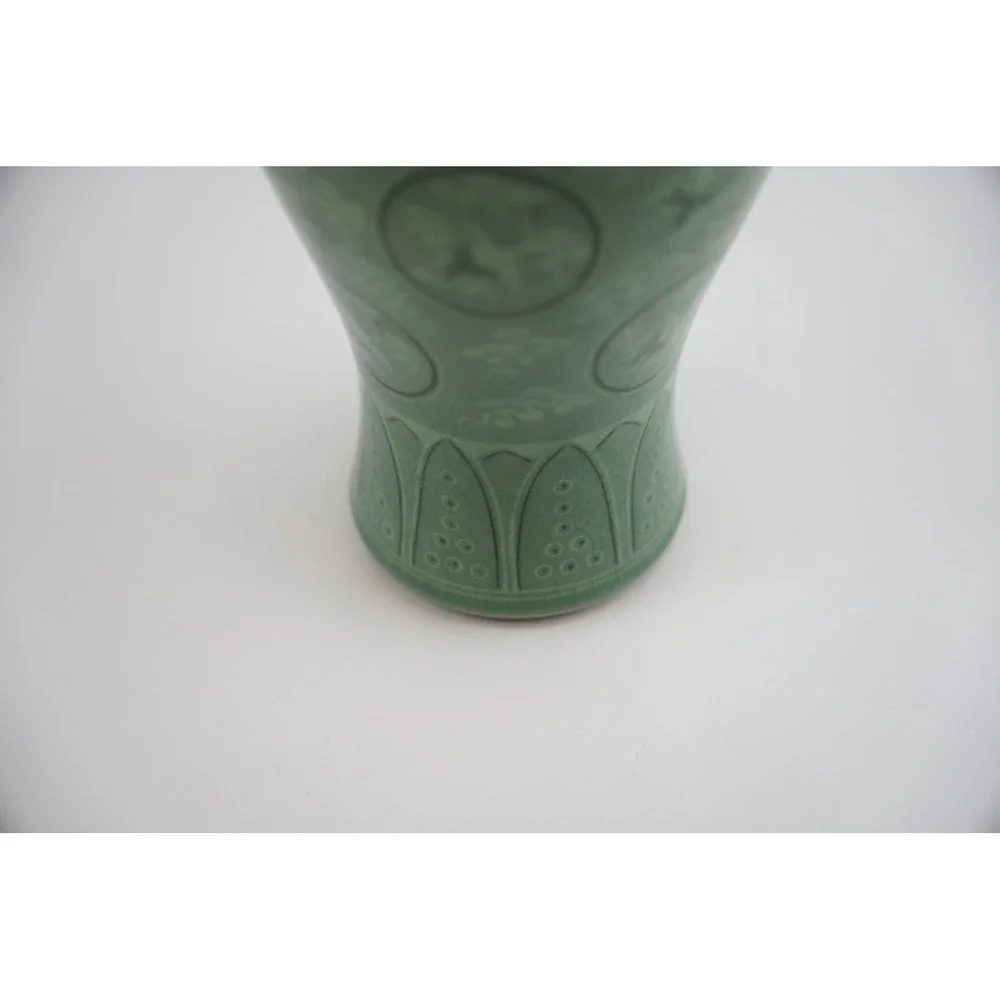 Vintage Celadon Crane Vase Korean Style Porcelain Ceramic Decorative 9.5